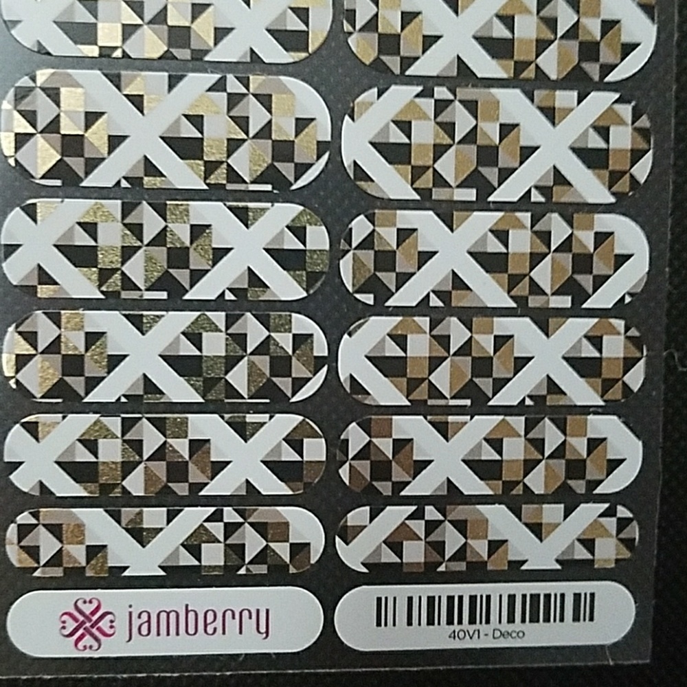 Jamberry nail wrap